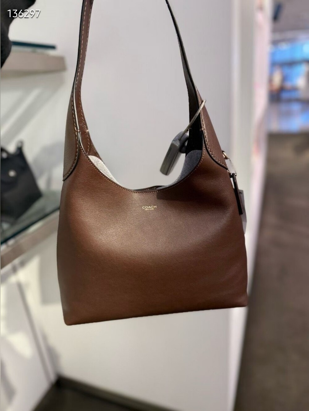 Coach Brooklyn 28 tote maple